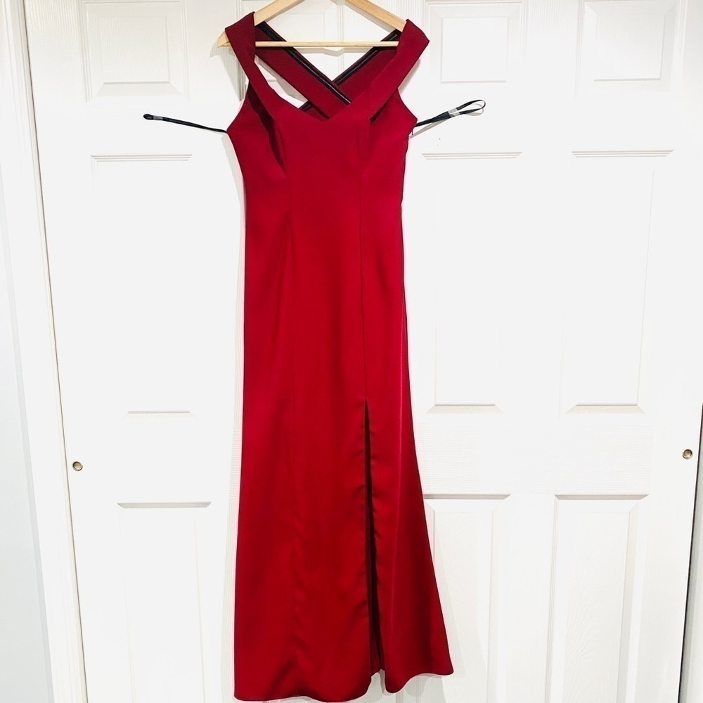 Dessy Collection 3012/2987 Off The Shoulder Criss Cross Back Trumpet Gown Dress